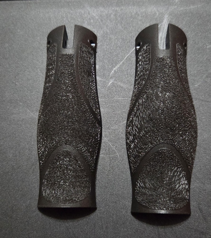 HK V3 .40 S & W Gun Case With (2) Backstrap Pieces