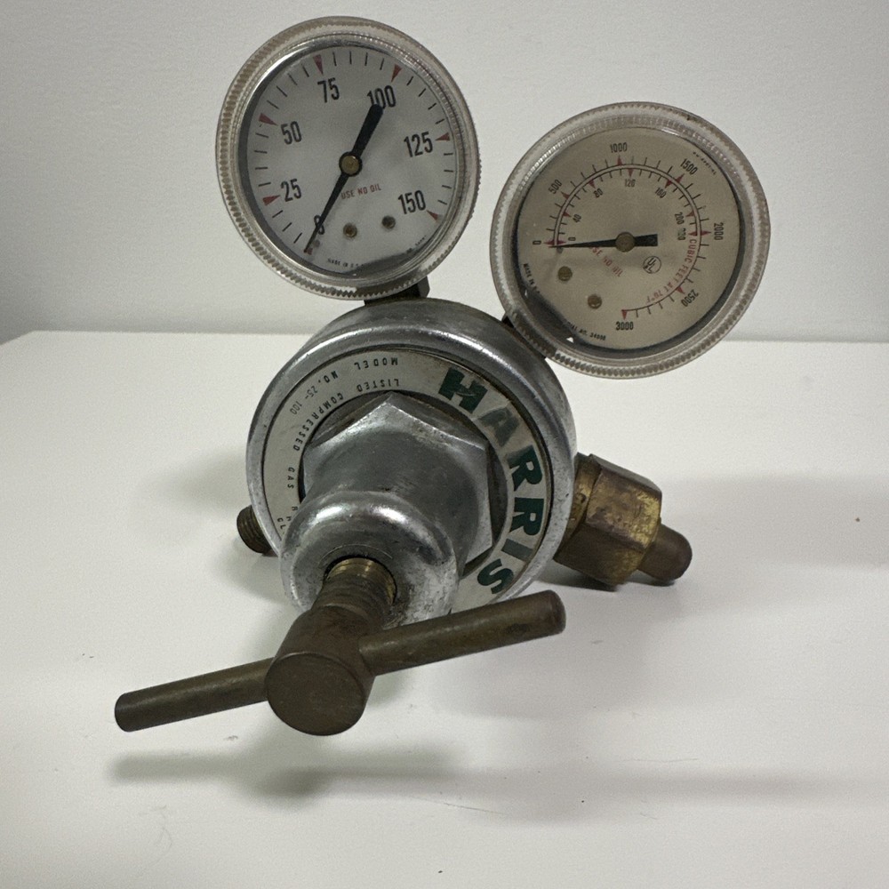 Harris Oxygen Regulator Model 25-100 / CGA-540