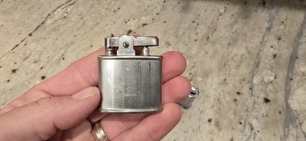 Vintage Ronson Lighters Whirlwind Princess Standard