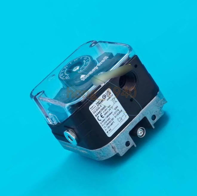1PC Krom Schroder DG6UG-4 Pressure Switch new