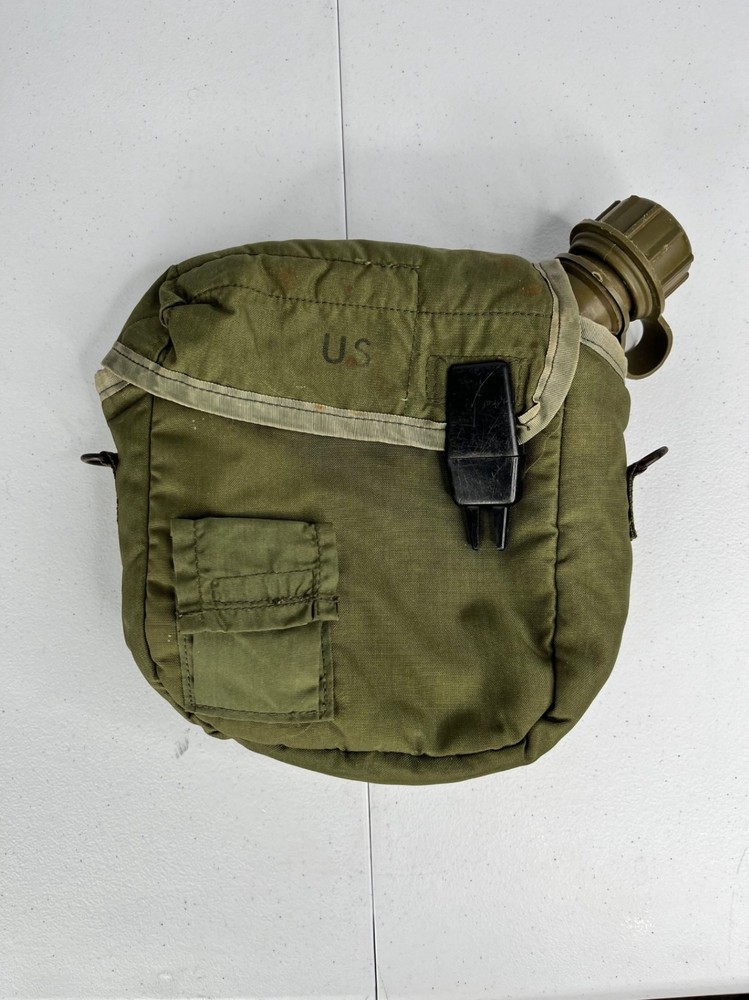 Late Vietnam War 2 Quart Canteen (1972 Dated) Complete