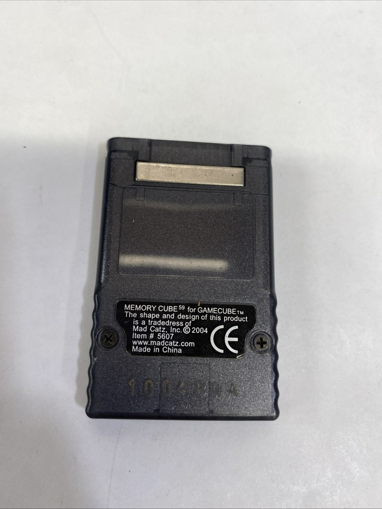 2x GameCube Memory Cards 4X + 1X Madcatz