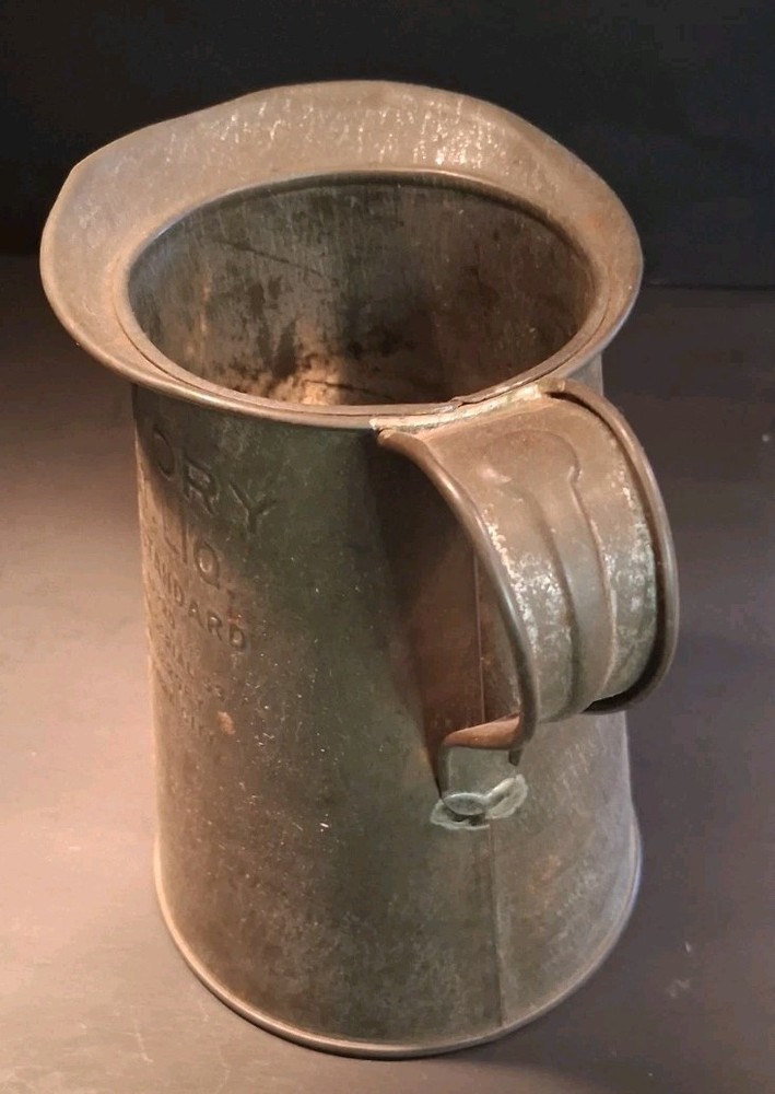 Antique Savory Brand Measurement Tin