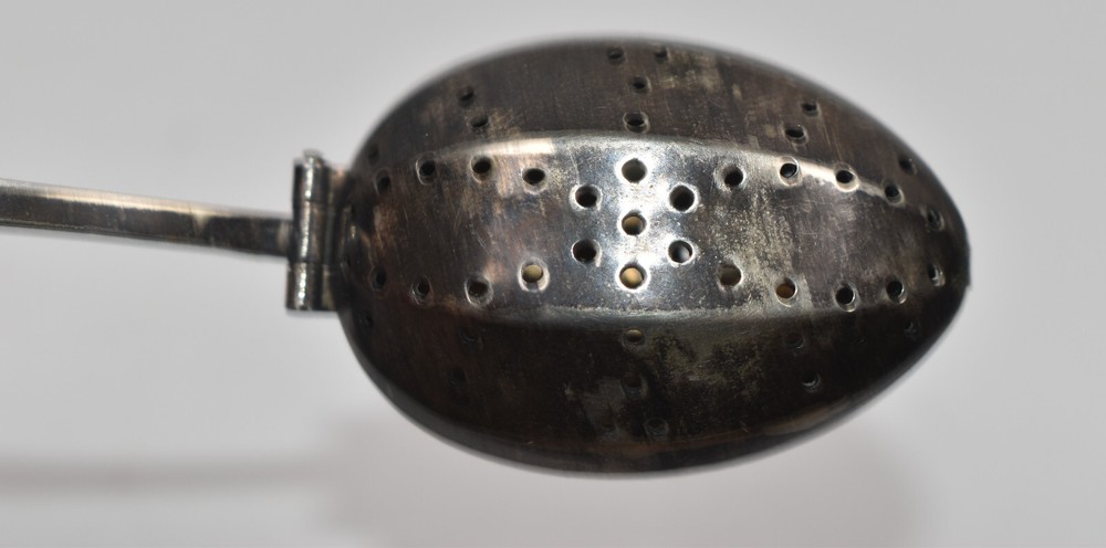 Vintage Hinged Tea Infuser Loose Leaf Strainer Spoon