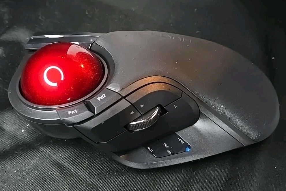 ELECOM HUGE Trackball Mouse, Wireless Finger Control, 8-Button HT1DRBK *Read Des