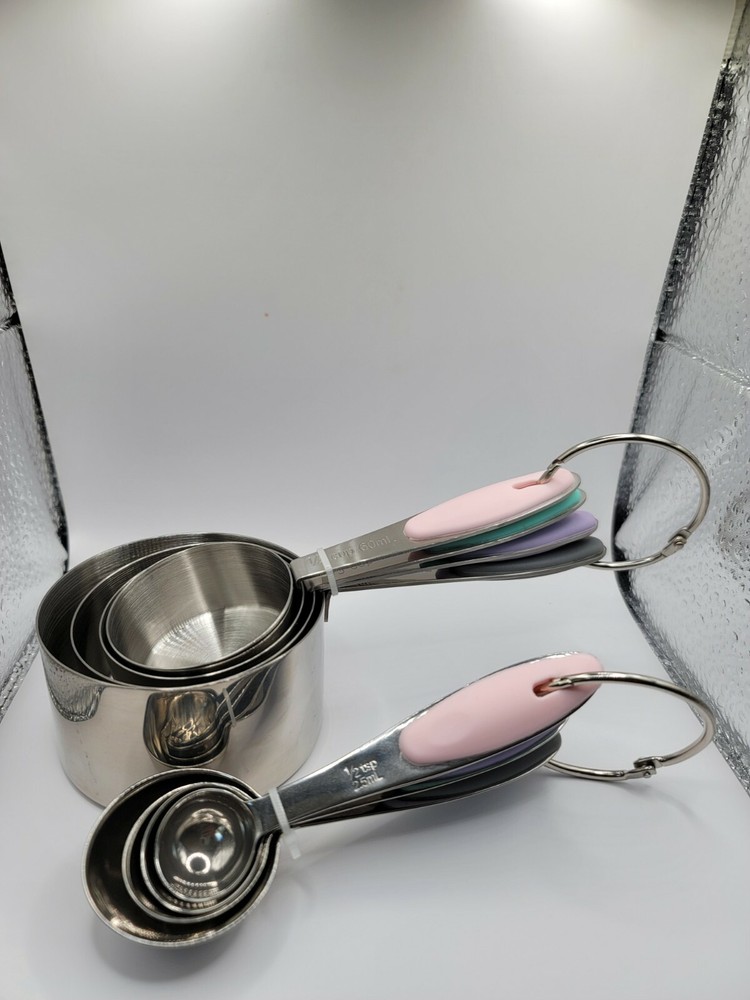 PIECE 8 MEASURING CUPS AND MEASURING SPOONS SET