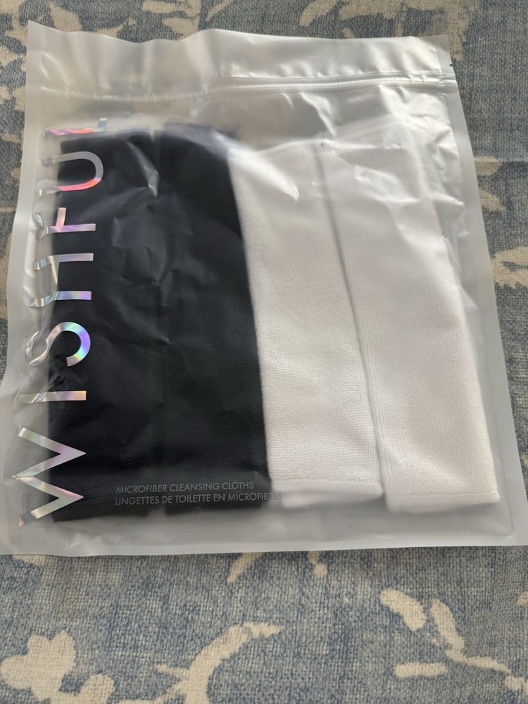 Wishful Microfiber Cleansing Cloths Set