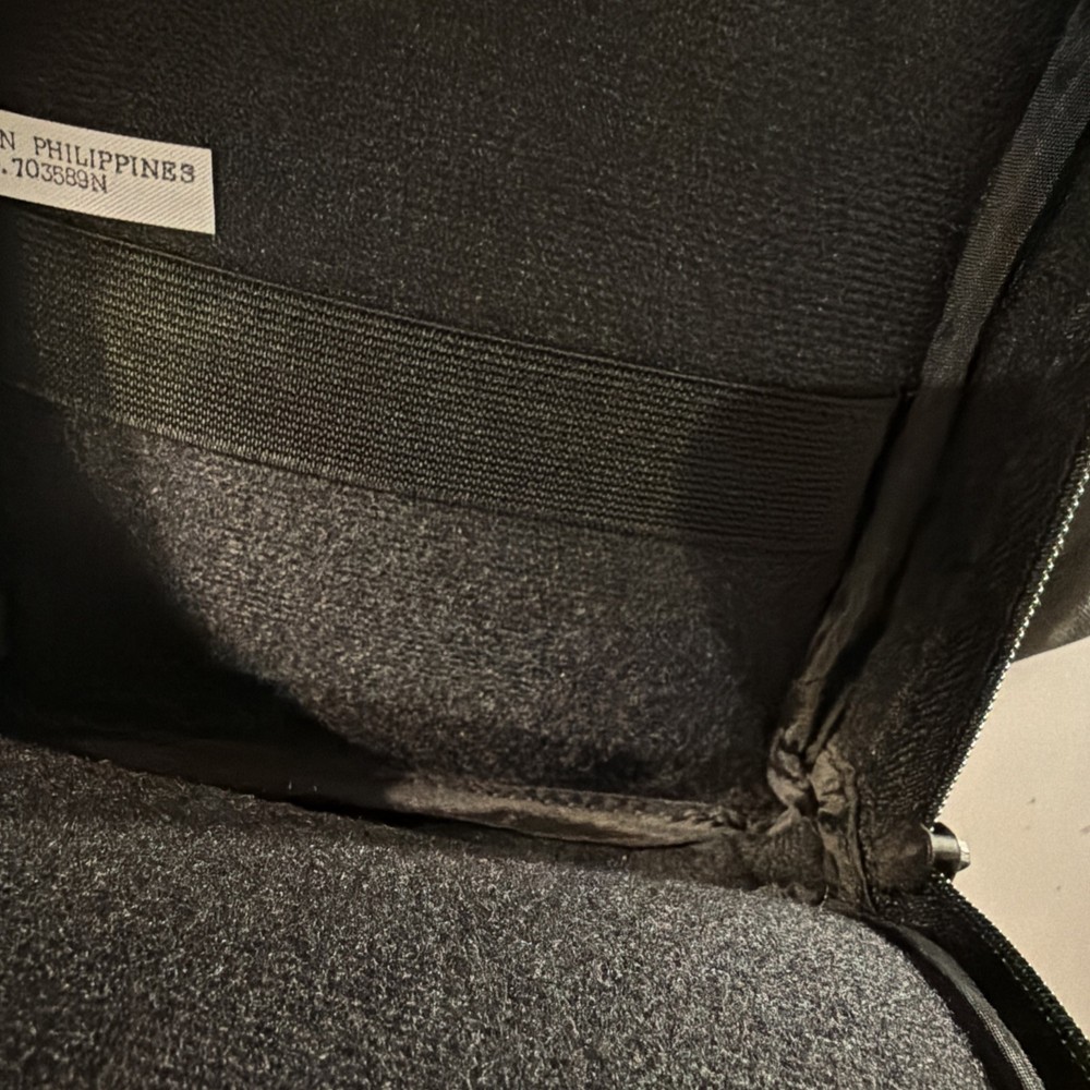 Cyber Research Portable CD Player Bundle