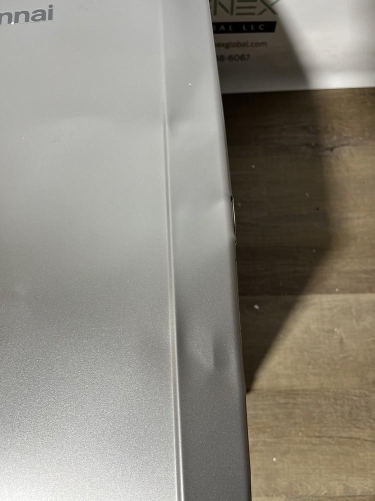 Rinnai RE199eN Outdoor Tankless Water Heater 199k BTU Natural Gas (B-13 #1589)