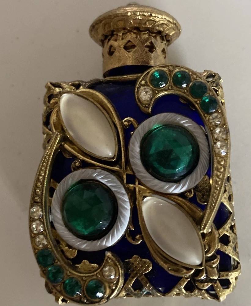 Blue Glass Embellish Perfume Bottle