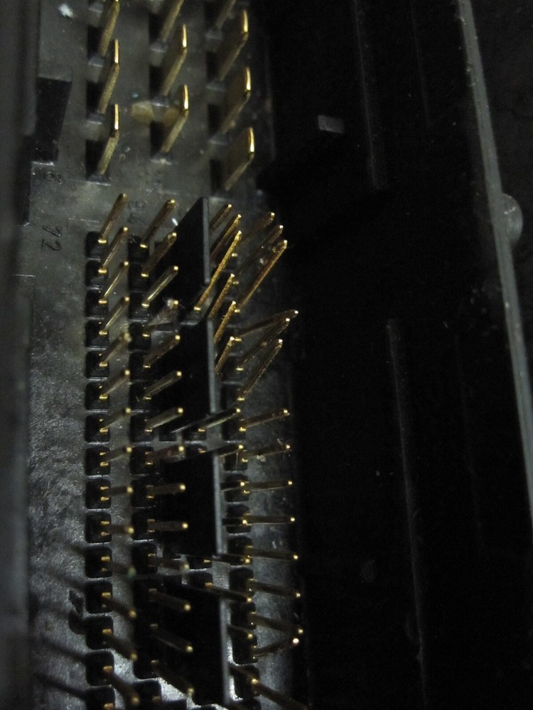 International Maxxforce 13 Engine Control Module ECM ECU 0281020098