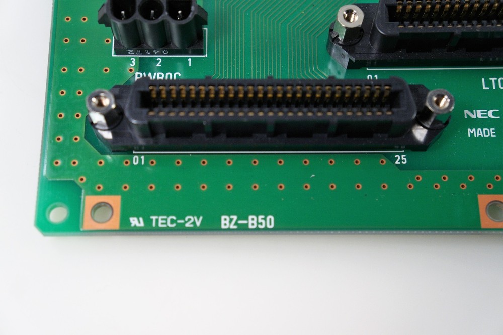 NEC NEAX2000IPS System Backplane Board BZ-B50 TN79621