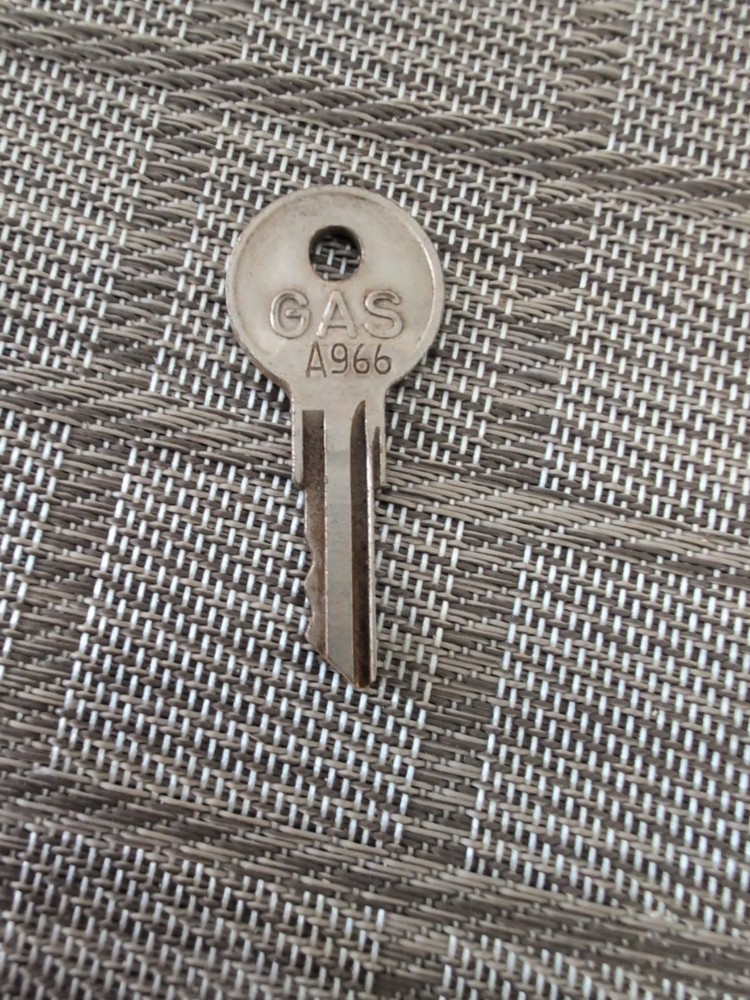 Briggs & Stratton Gas Key A966