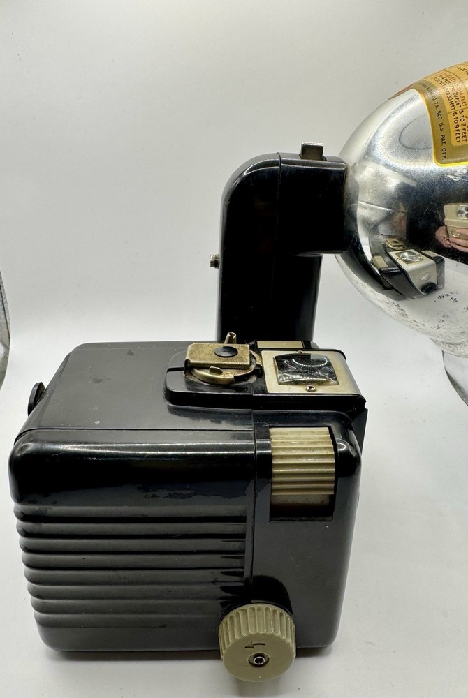 Vintage Kodak Brownie Hawkeye Flash Model Camera w/ Flash Unit Untested