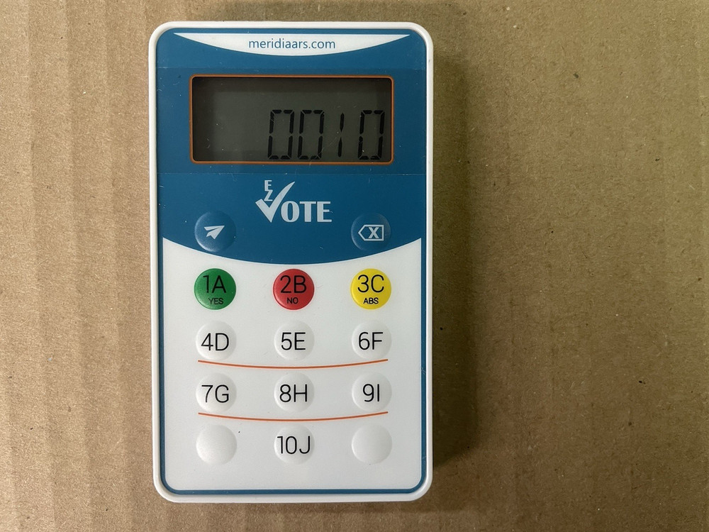 Meridia EZ-VOTE Audience Response System clickers w/ USB receiver MD-EA1000