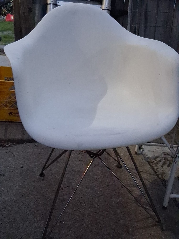 charles and ray eames chair