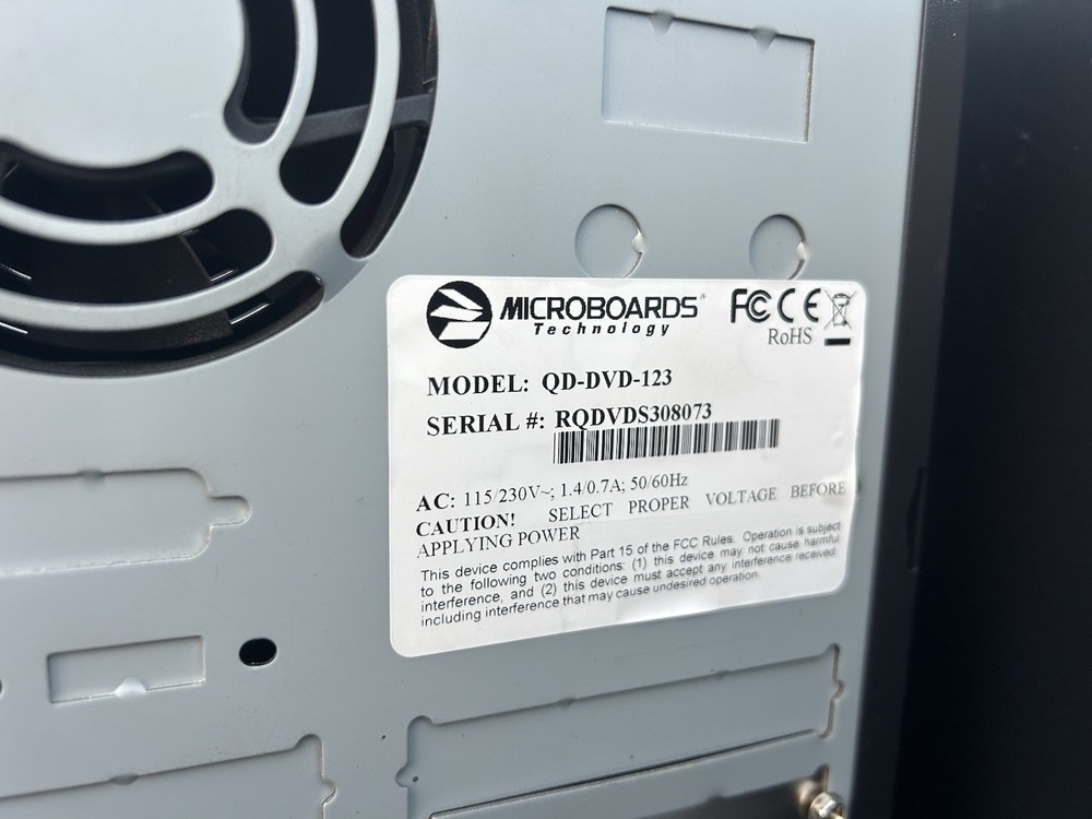 Microboards DVD/CD Duplicator Tower On QD-DVD 123.