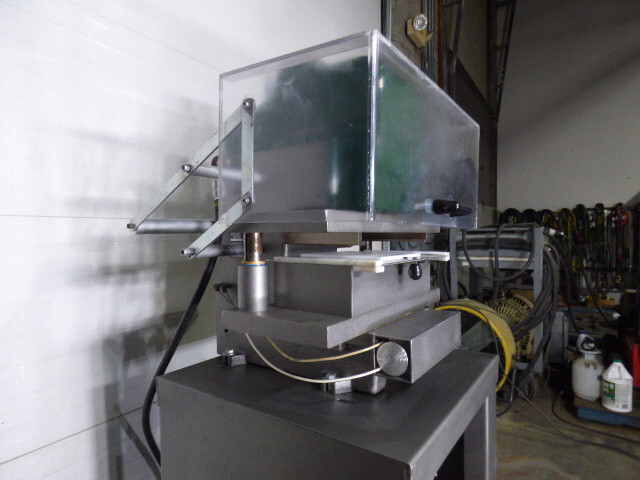 7 TON KNUCKLE PRESS PNEUMATIC