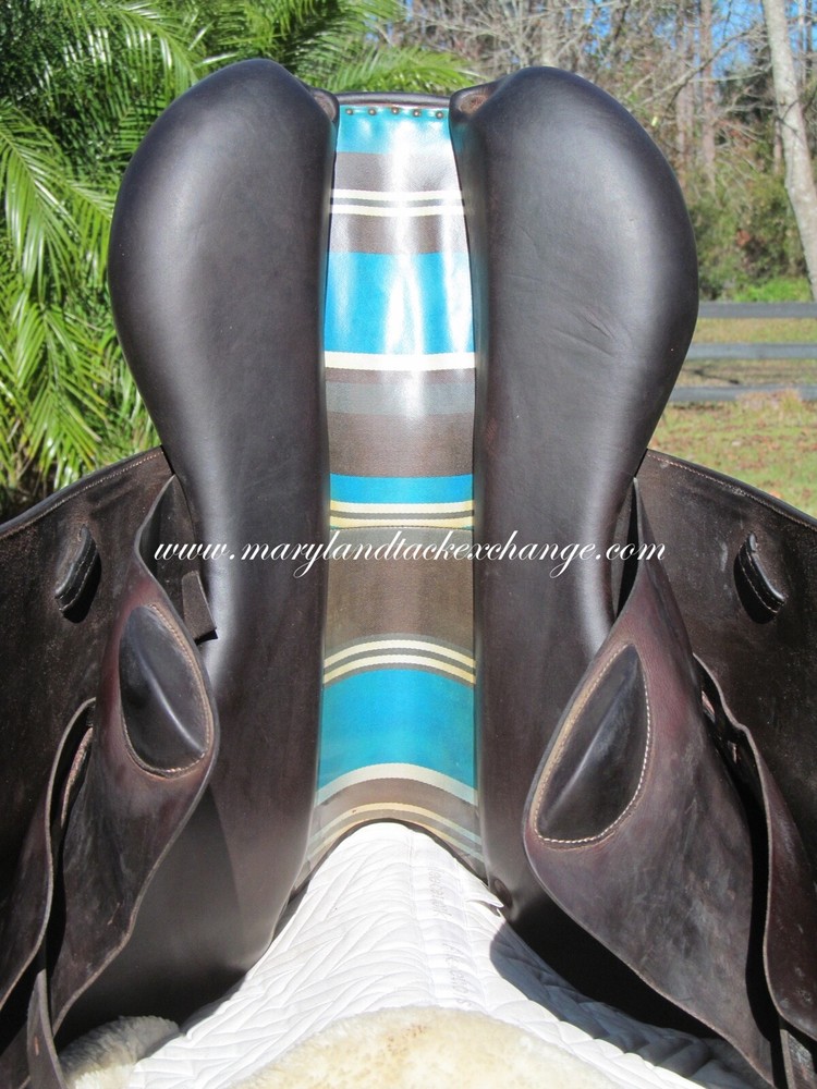 17.5" VOLTAIRE PALM BEACH ( PRO PANEL) close contact jumping saddle-2022 MODEL!!
