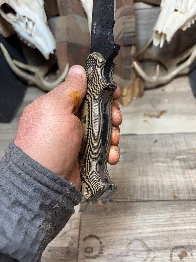 Tops Knives Armageddon Handles