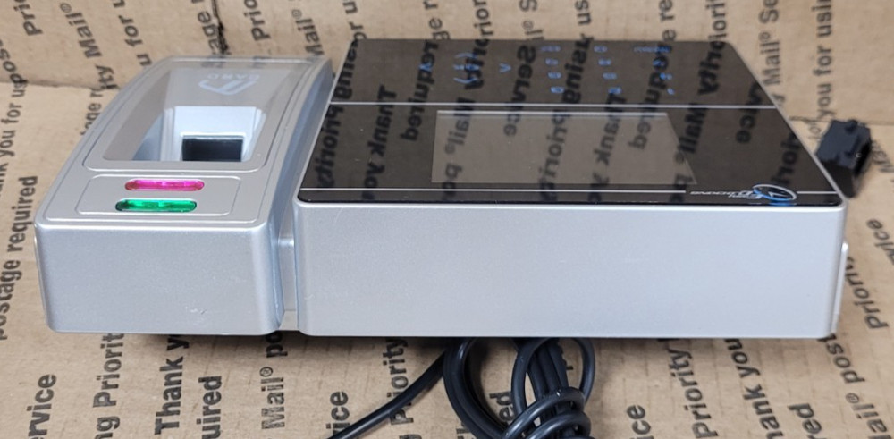 Easy Clocking EC200-W WiFi Time Clock Fingerprint/RFID Card Reader (POWERS ON)