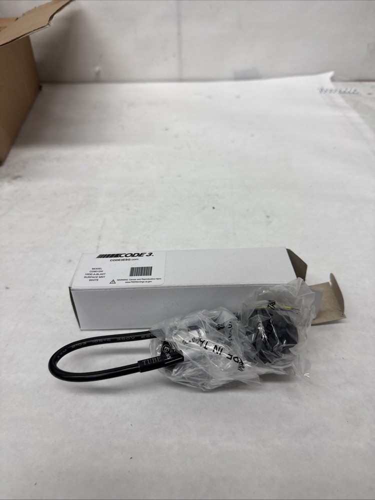 Code 3 Hide-a-Blast (clear/white) CD9012W