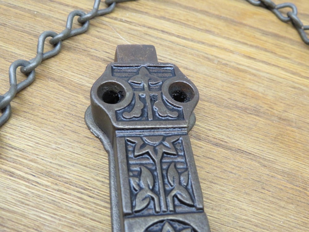 OLD DOUBLE DOOR FRENCH DOOR LOCK LATCH SPRING LOADED PULL CHAIN
