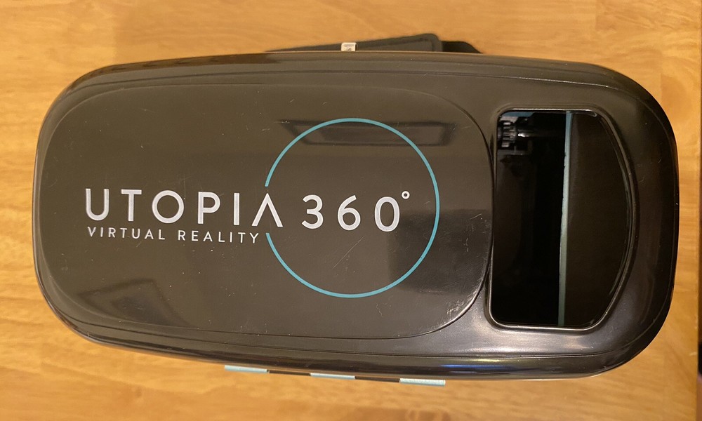 Utopia 360 Virtual Reality 3D VR Headset w Bluetooth remote Controller