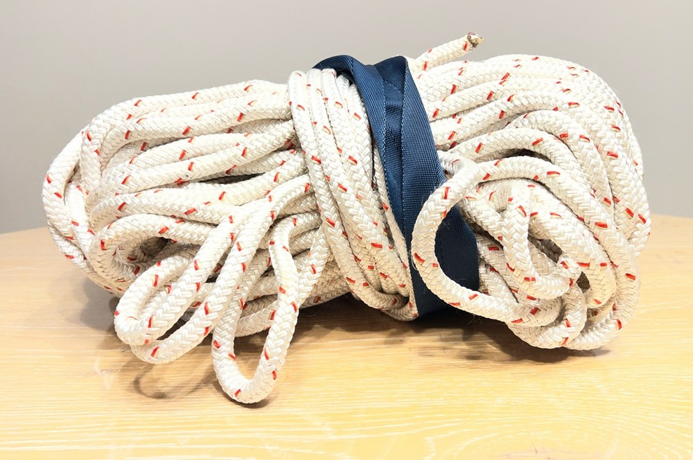 1/2" x 200’ Double Braid Polyester/Nylon Snap Hooks