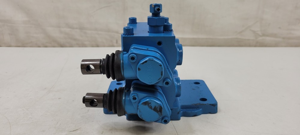 Romesa Double Hydraulic Spool Control Valve 23G24
