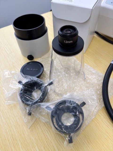Nikon Microscope with LED Illuminator and MoticamX