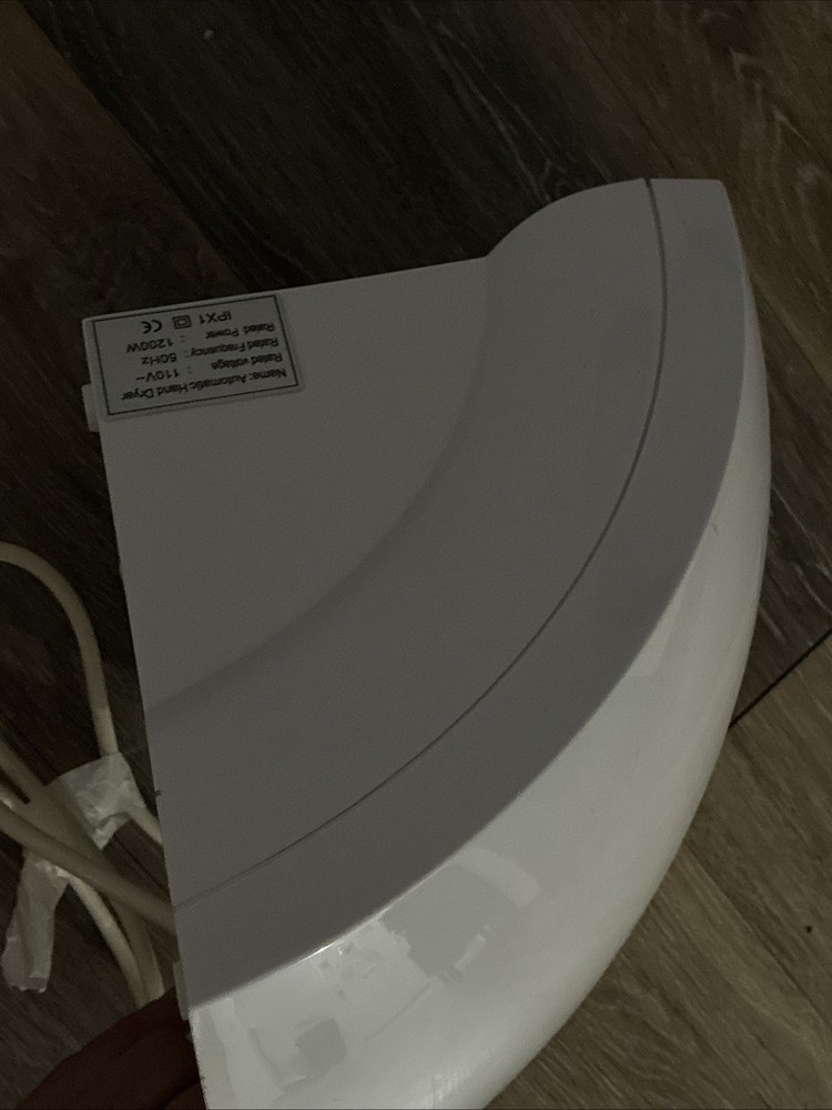 Working Alpine Hazel Hand Dryer ~ Automatic 110 Volt/120 Volt Wall Mounted White