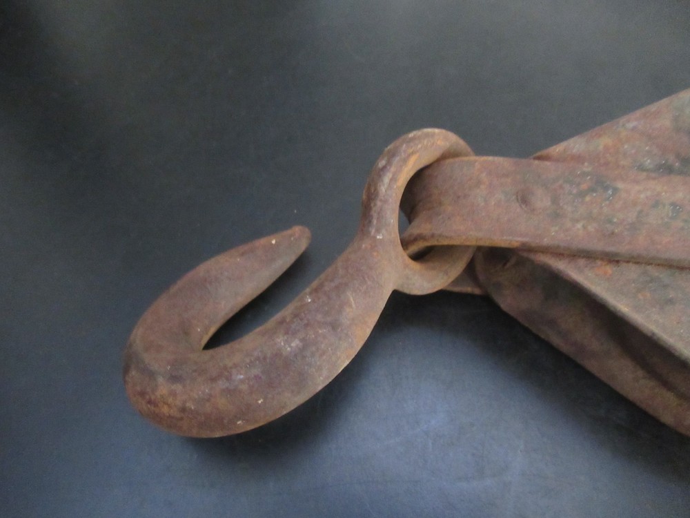 VTG Rustic Cast Iron Block & Tackle Pulley Hook Size 11"