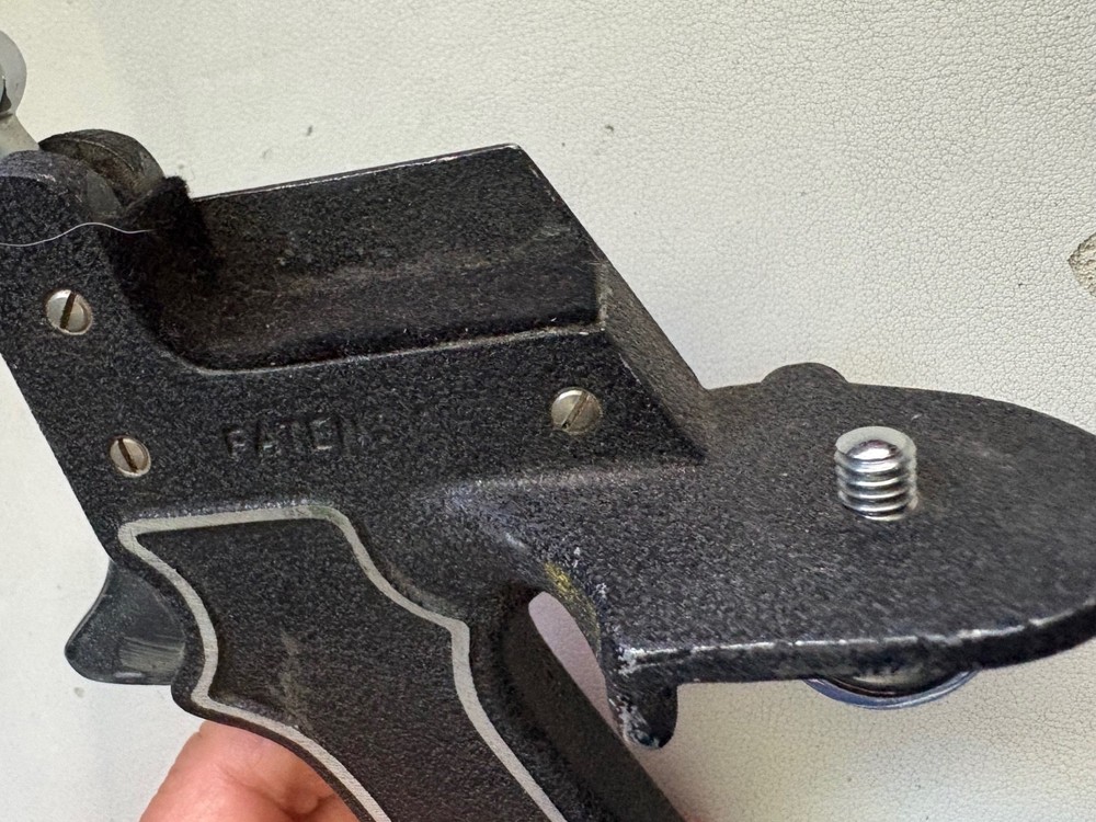 Factory BOLEX HAND GRIP TRIGGER HANDLE For Bolex Round Base 16mm camera