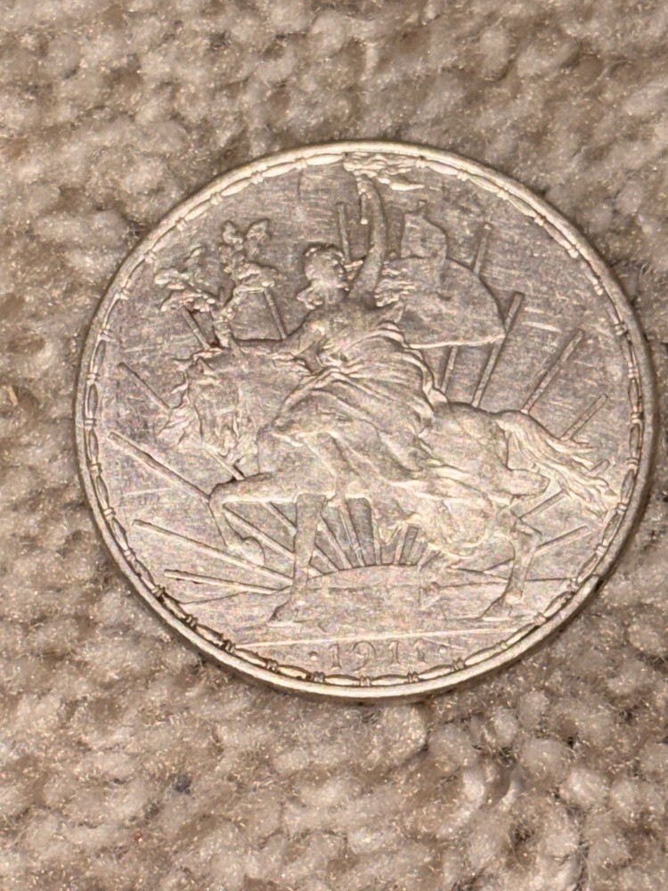 1911 Mexican Un Peso Silver Coin