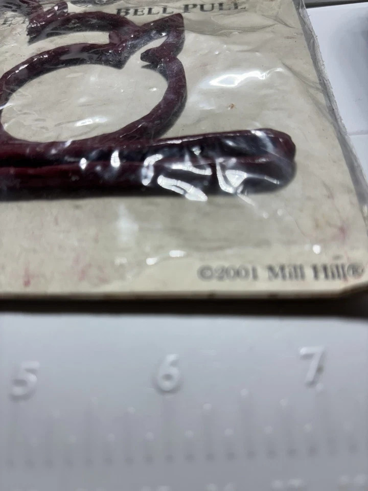 Mill Hill Apple Metal Bell Pull