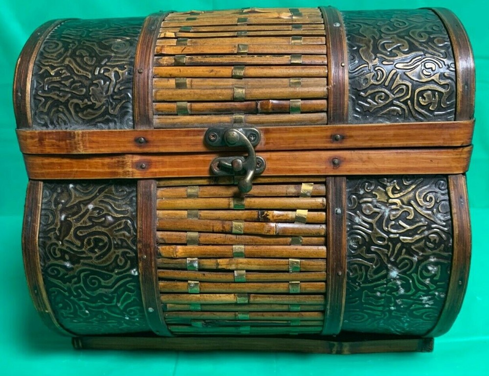 Wooden  Storage Mini Chest w/Handles