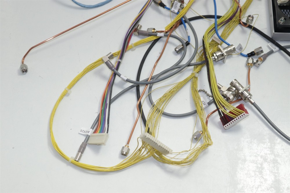 Anritsu MG3700A Vector Signal Generator 250KHz - 3GHz Cables