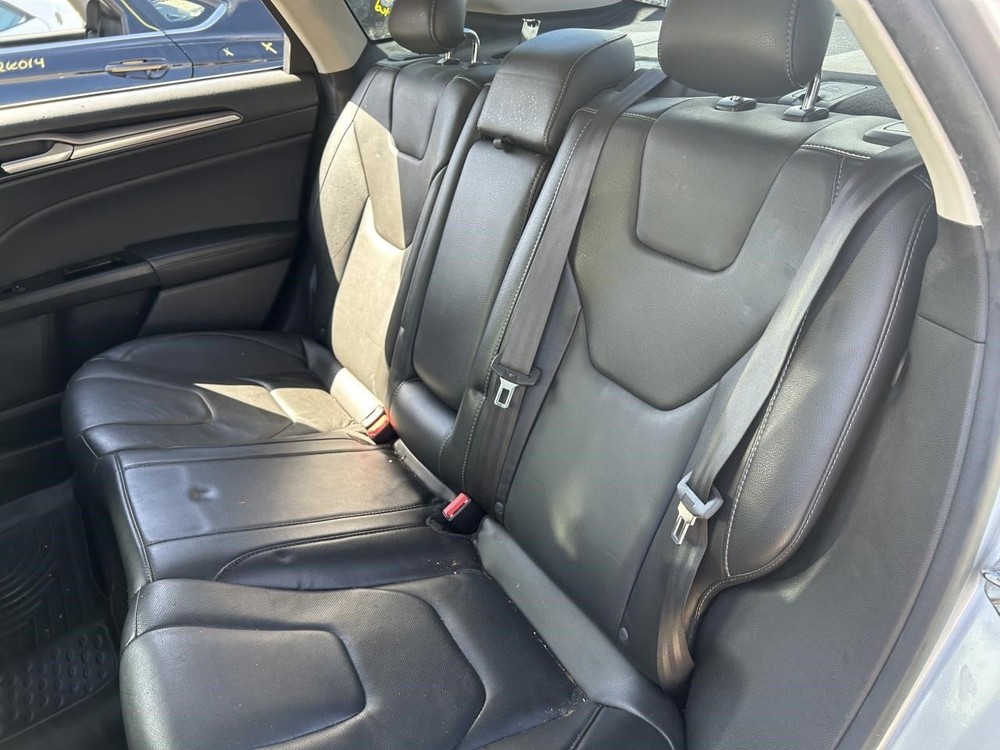 FUSION 2013 High Mounted Stop Light 104727220