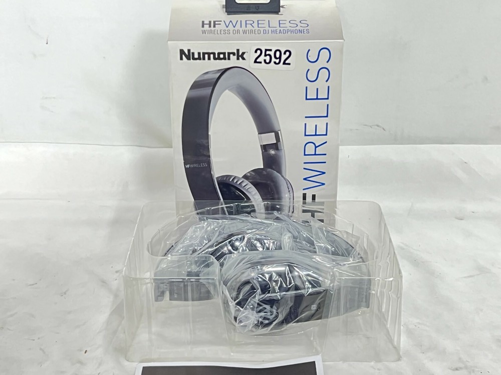 Numark HF Wireless Dj Headphones #2592 (One)