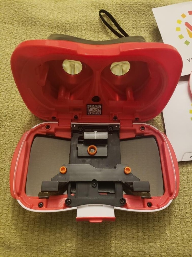 View-Master Virtual Reality Starter Pack - No Game - As Found!