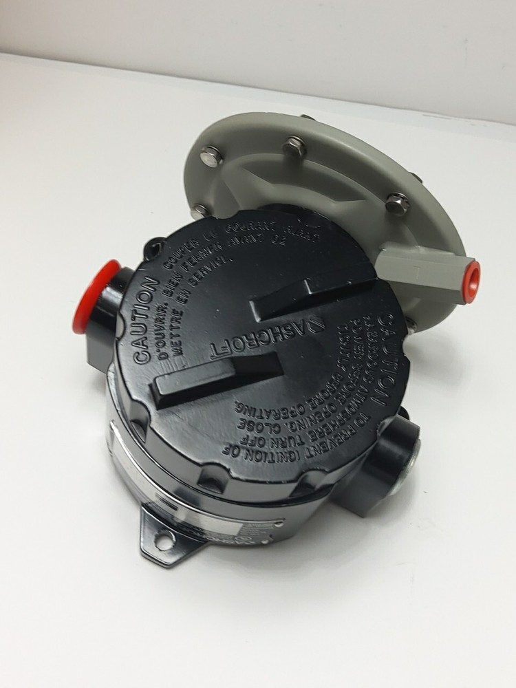 ASHCROFT D724BXTA DIFFERENTIAL PRESSURE SWITCH (NIB)