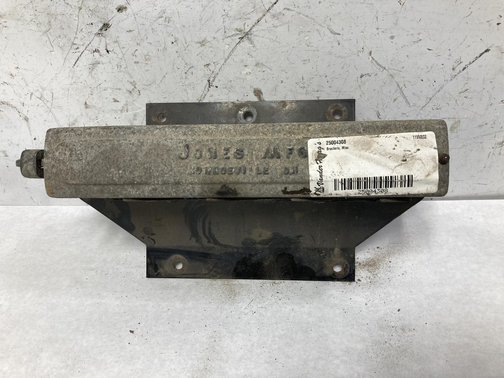 Volvo VNL Brackets, Misc LOAD LOCK HOLDING BRACKETS