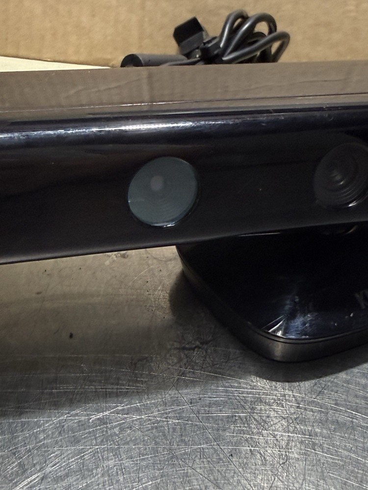 Microsoft Kinect Sensor Bar for Xbox 360 1414 Tested Working