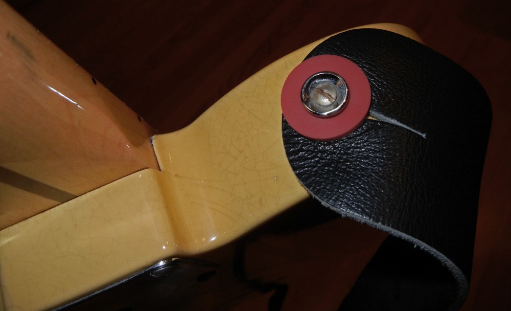 Four BLACK and RED Rubber Guitar Strap Locks-Classic Design & Great Reliability