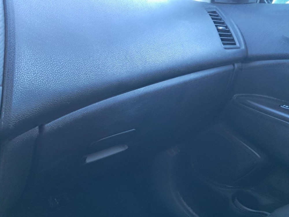 OUTLSPORT 2015 Glove Box 4897649
