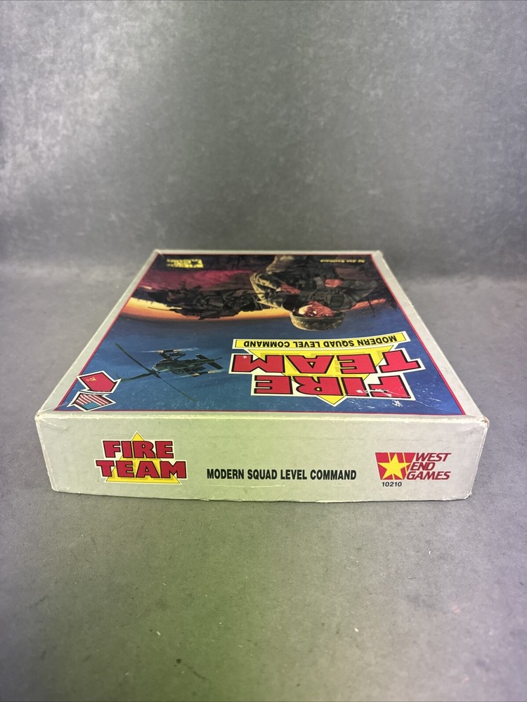 West End Games Fire Team Modern Squad Level Command 99% Complete 10210 READ*