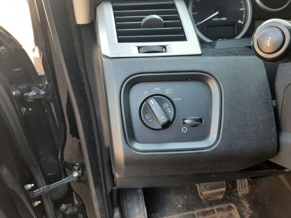 ROVER SPT 2008 Headrest 1057967