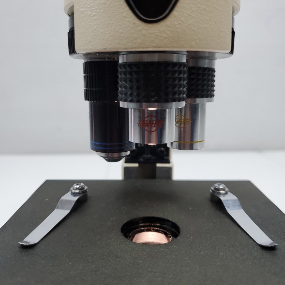 Swift M250 Series Microscope Illuminated w/Cover Tested