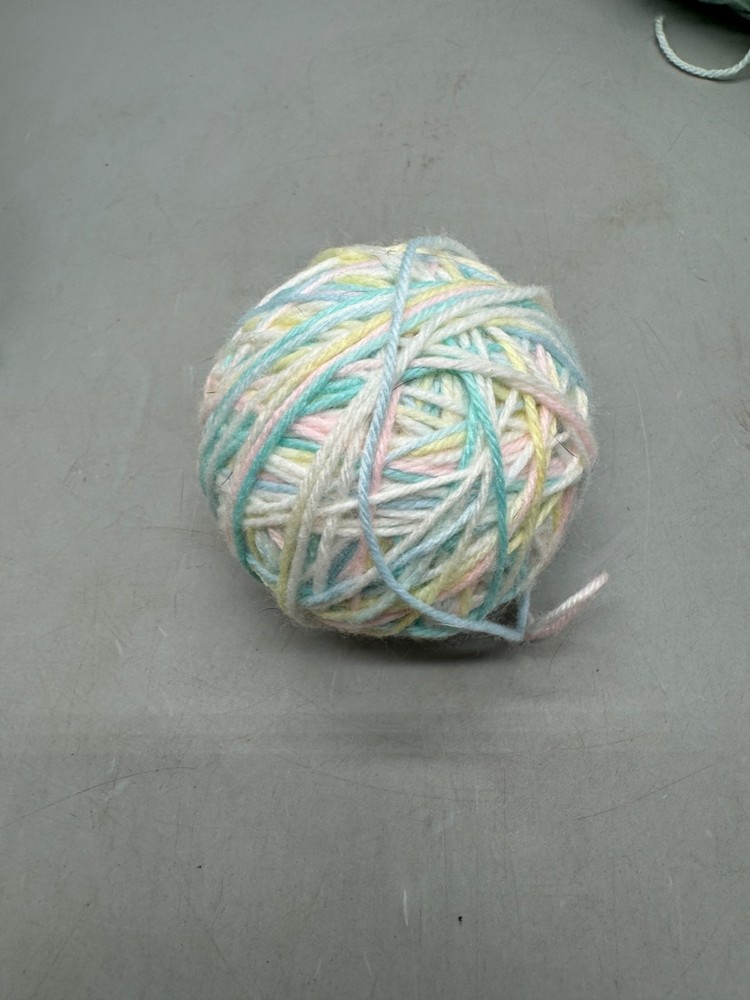 Assorted Yarn Balls & Crochet Piece READ